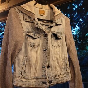 American Eagle Outfitters Blue and Tan Jean Jacket